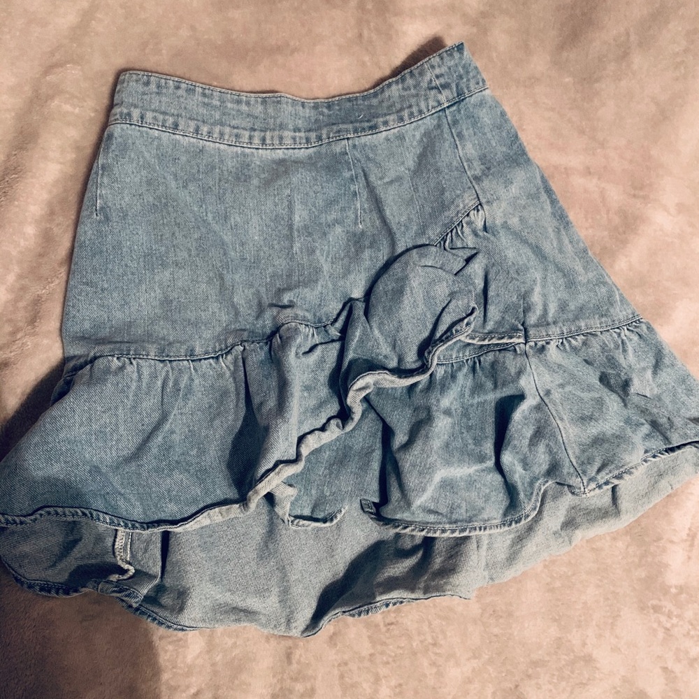 Trendy jean skirt